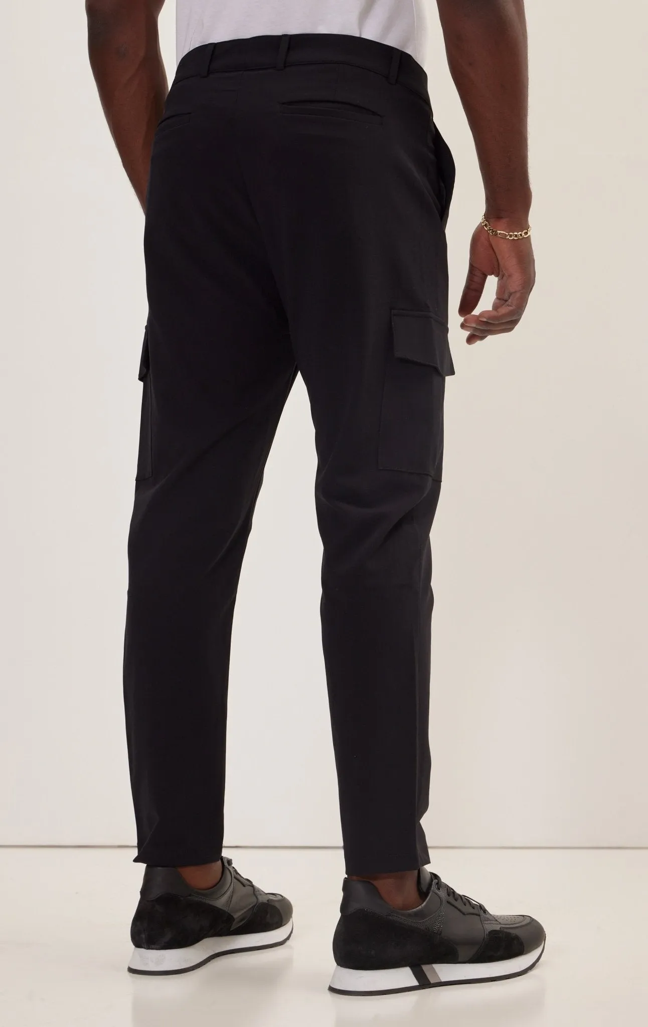 Tapered No-Wrinkle Utility Pants - Black